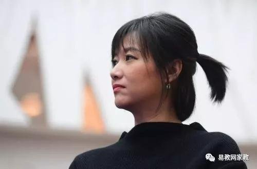 徐靜蕾朗讀聽哭董卿:這兩個字,是孩子最缺少的教育
