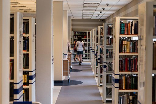 培養(yǎng)自主學(xué)習(xí)能力:鼓勵(lì)學(xué)生自主學(xué)習(xí)和探究...