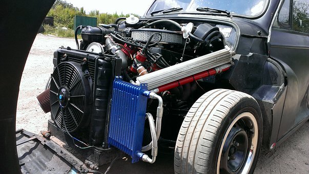 技術學院畢業生“回爐”10次終成技術員