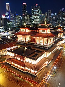 小孩青春期的心理問(wèn)題怎么開(kāi)導(dǎo)