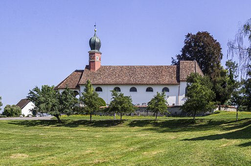 大學生“煙民”多因隨大流? 專家:高校控煙需全社會努力