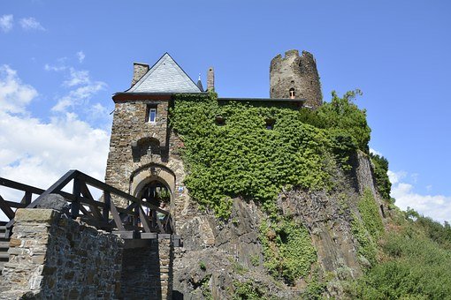 女孩子叛逆期要怎么溝通和解決