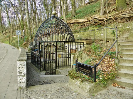 ���L�ؿ����������g���ĺ��ӵ����N��Ҋ��