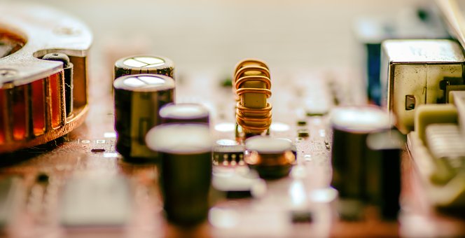 咱們聊聊幾何,高中幾何,不像小學那樣只是...