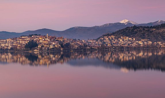 高校“懶人經濟”日漸凸顯 大學生變懶了嗎?