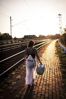 獨(dú)生子女家庭教育中的有利因素