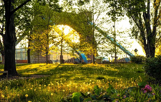 一級(jí)英語(yǔ)教師建言中考備考 多讀多寫(xiě)多練