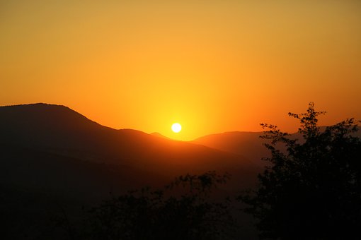 北京限制畢業(yè)生落戶(hù) 本科不超24歲碩士27歲