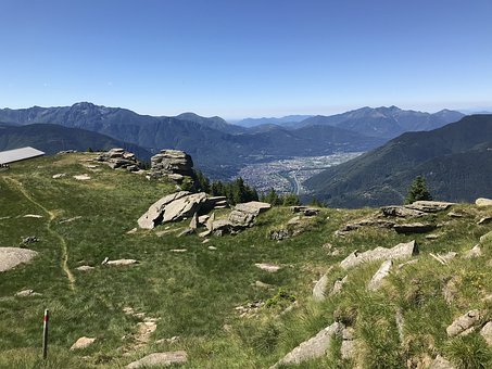 江蘇2011高考滿分作文:拒絕平庸