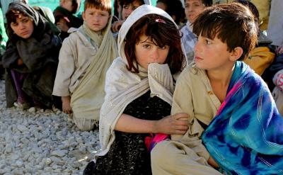 d。主語+及物動詞+直接賓語+間接賓語