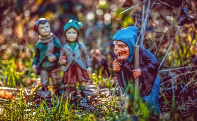 “三個注重”即注重創設輕松和諧的教育氛圍...