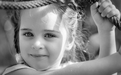 例:“一株蒲公英花開花謝,有兩顆種...