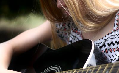 疑…………飛在(童趣) &nbs...