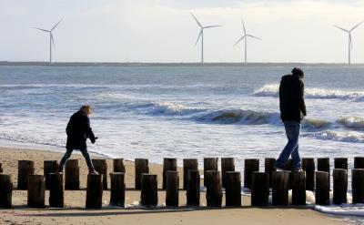 六、概括記憶法就是將某一歷史知識加以概括...