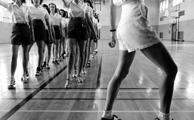 6�����еģ�����x�������У��Ǹߣ��\ɪ��...