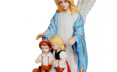 在進行實驗的時候,教師必須要檢查每一個環...