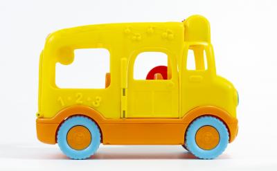 正常學一門語言都是從聽力開始的,就像你出...